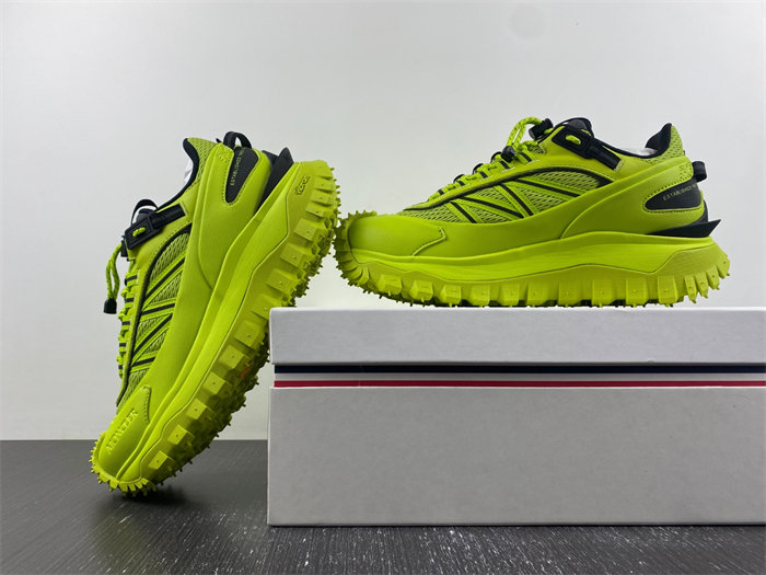 Moncler Trailgrip Fluo Yellow I109A4M00260M2670N11