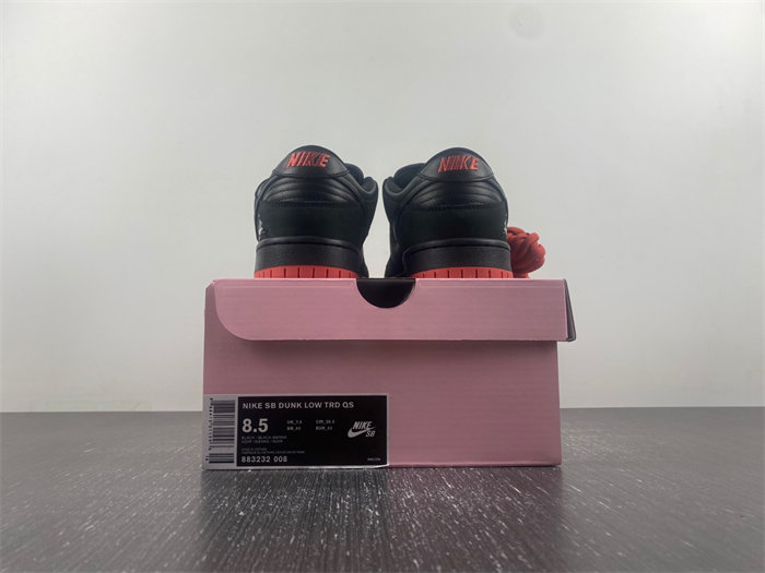 Nike Dunk SB Low TRD QS “Pigeon” 883232-008